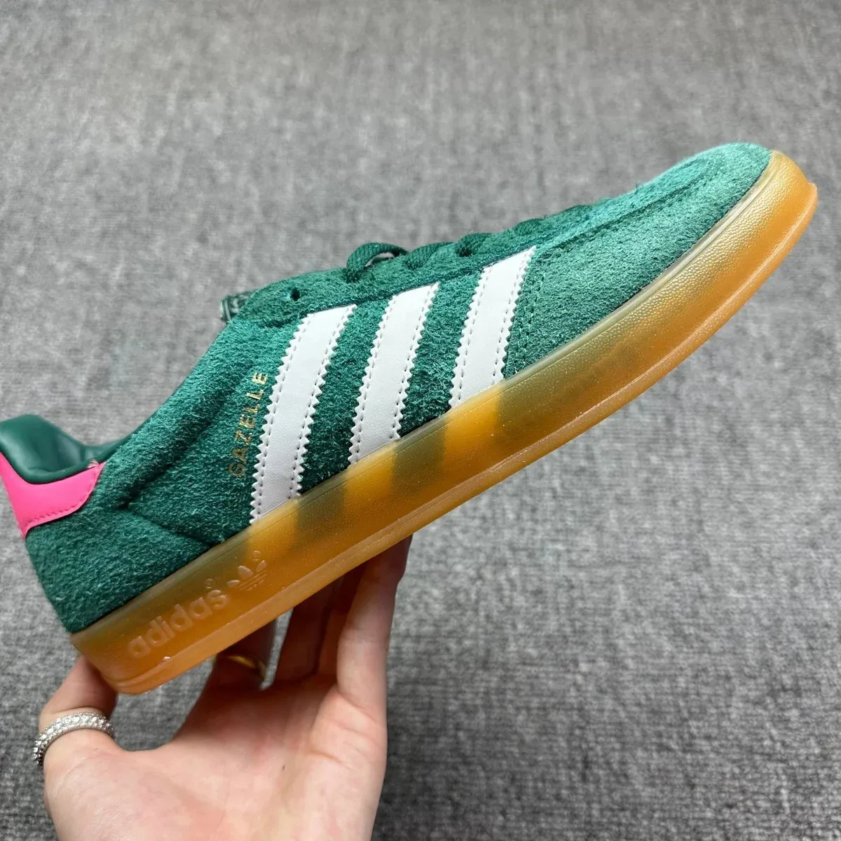 Adidas Adidas Gazelle Green/White Gum Sole Sneakers Green - 1