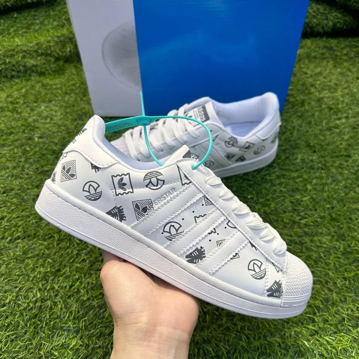Adidas Adidas Superstar White Graphic Sneakers White - 1