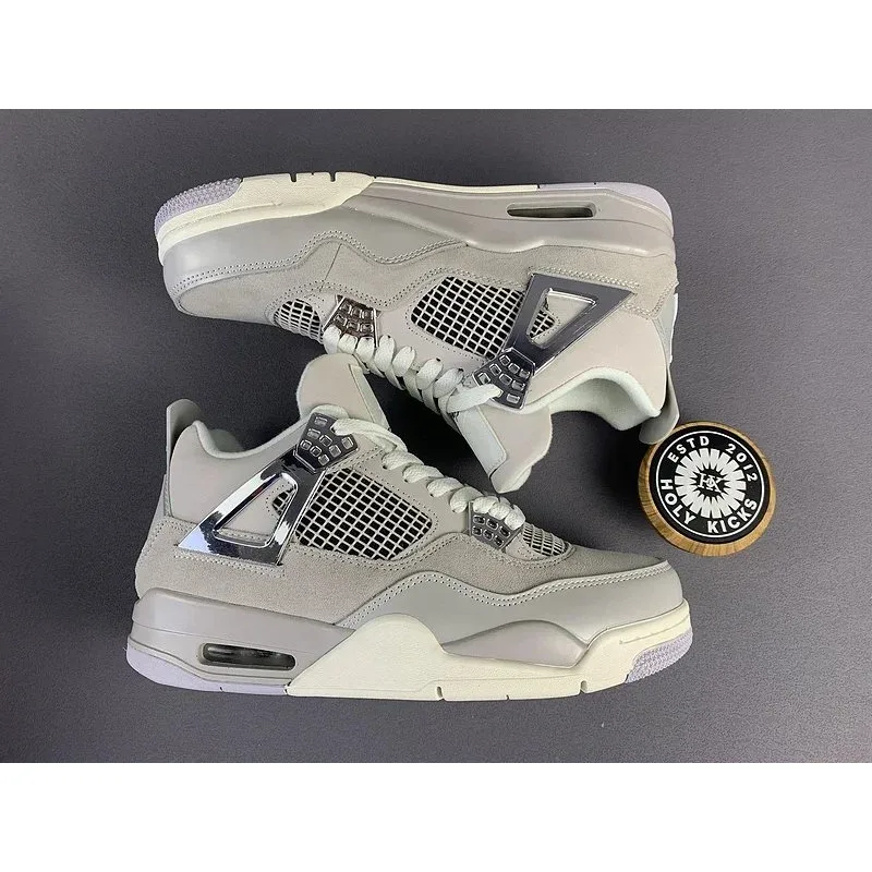 Jordan Jordan Air Jordan 4 Pure Platinum Sneakers Grey