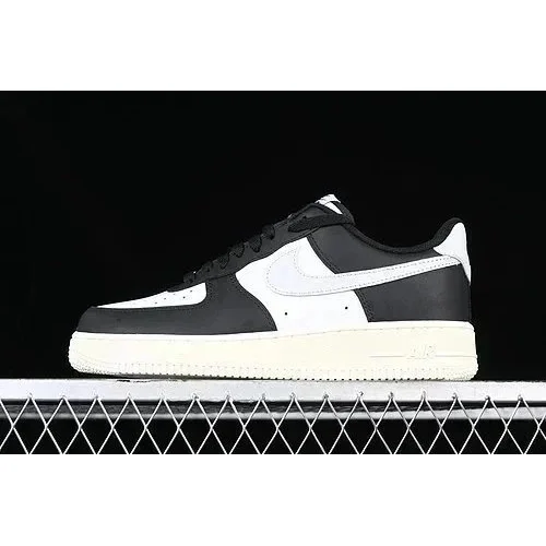 Nike Nike Air Force 1 Black/White Sneakers Black - 1