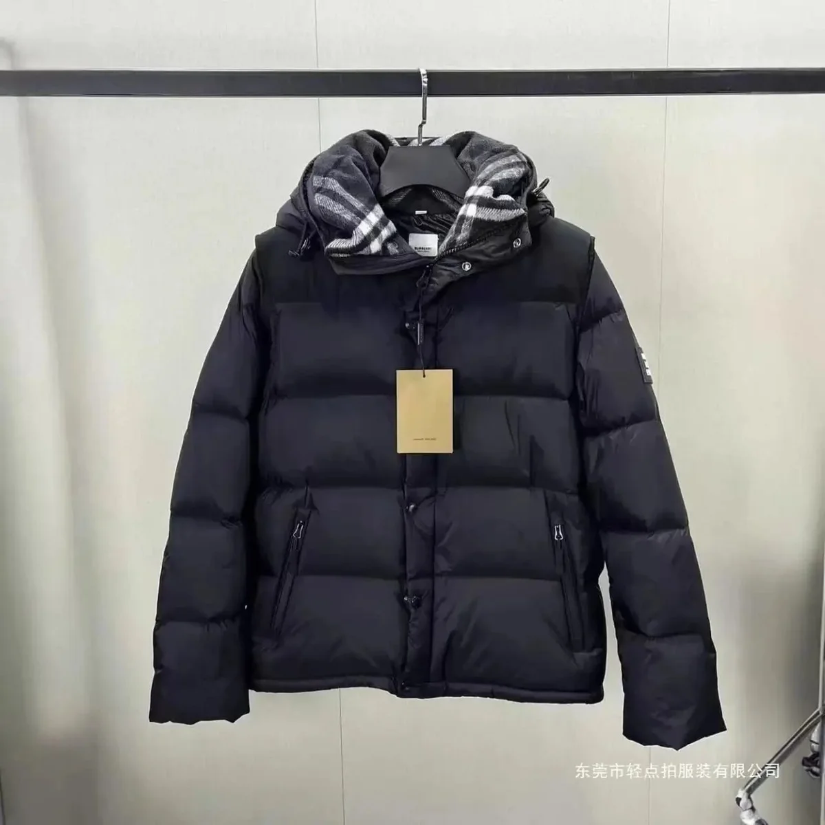 Burberry Burberry Vintage Check Black Detachable Hood Down Jacket Black