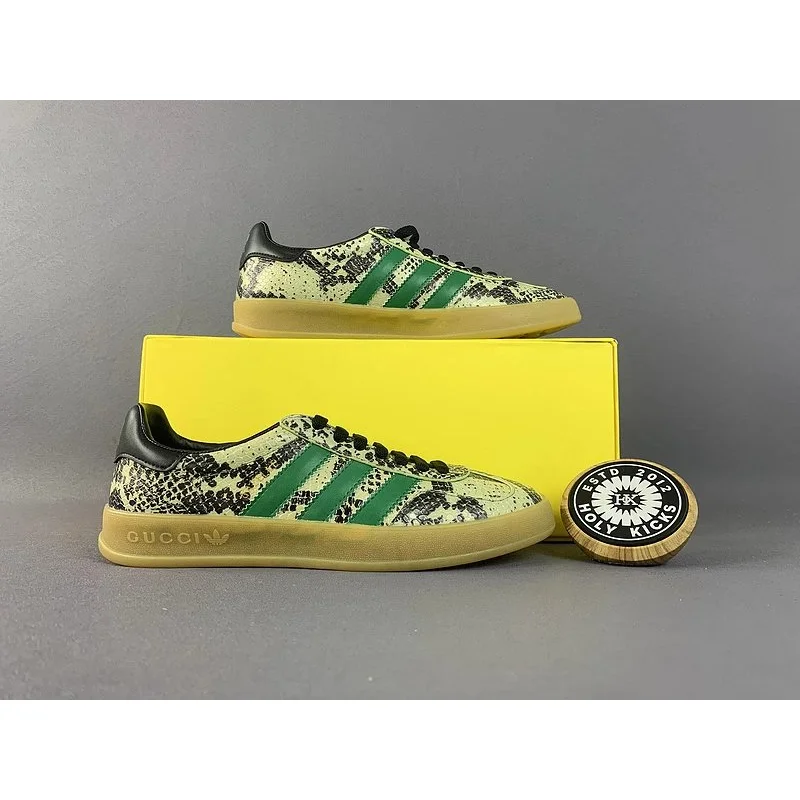 Gucci Gucci Snake Print Green Stripe Sneakers Green - 1