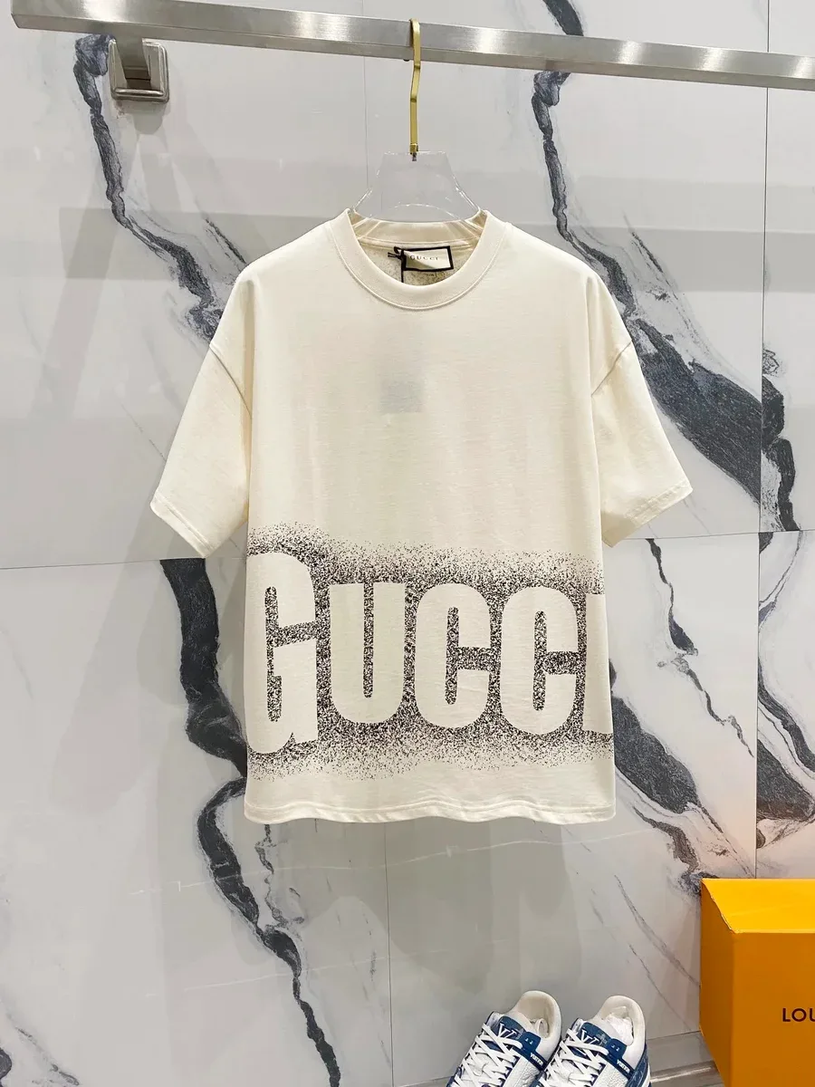Gucci Gucci Logo Print Cream T-Shirt Cream