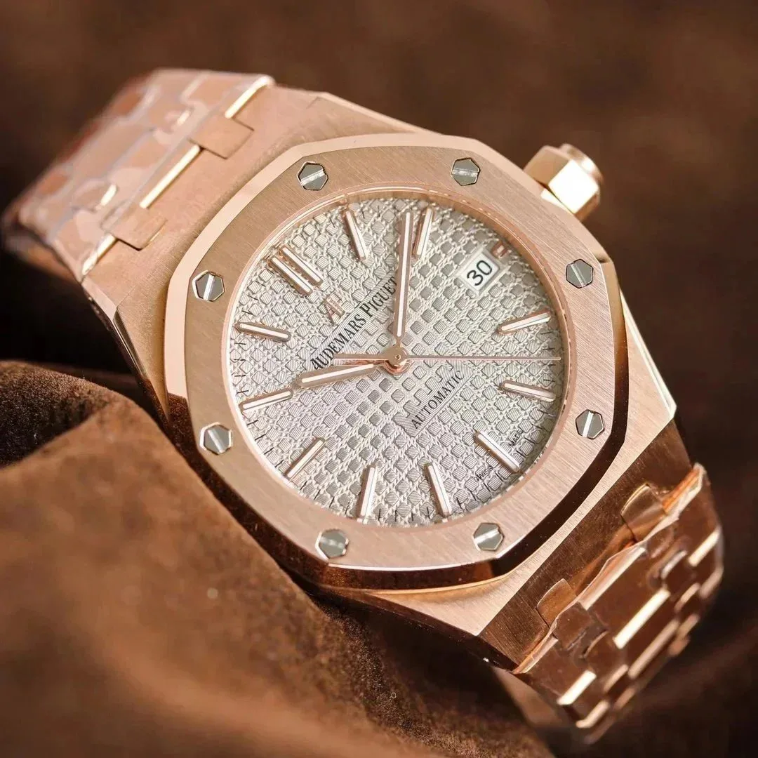 Audemars Piguet Audemars Piguet Royal Oak Rose Gold Watch Gold - 1