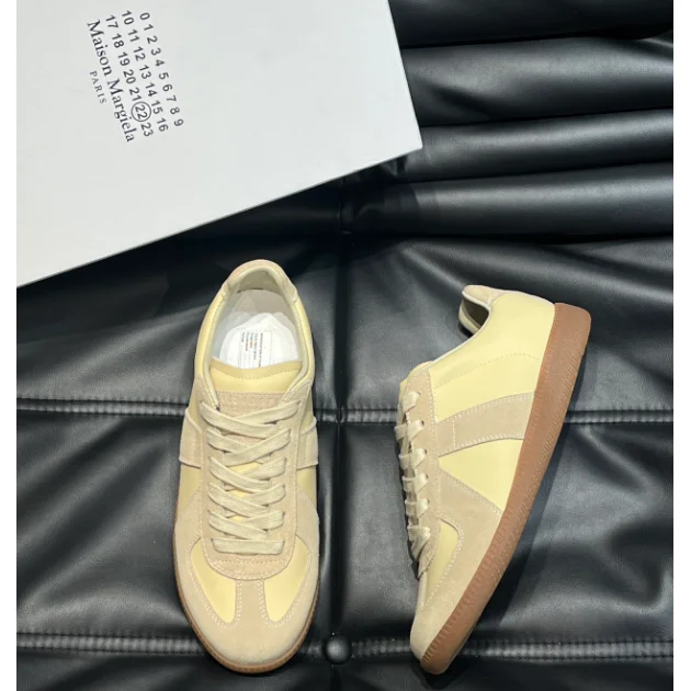 Maison Margiela Maison Margiela Replica Tabi Beige Sneakers Beige - 1