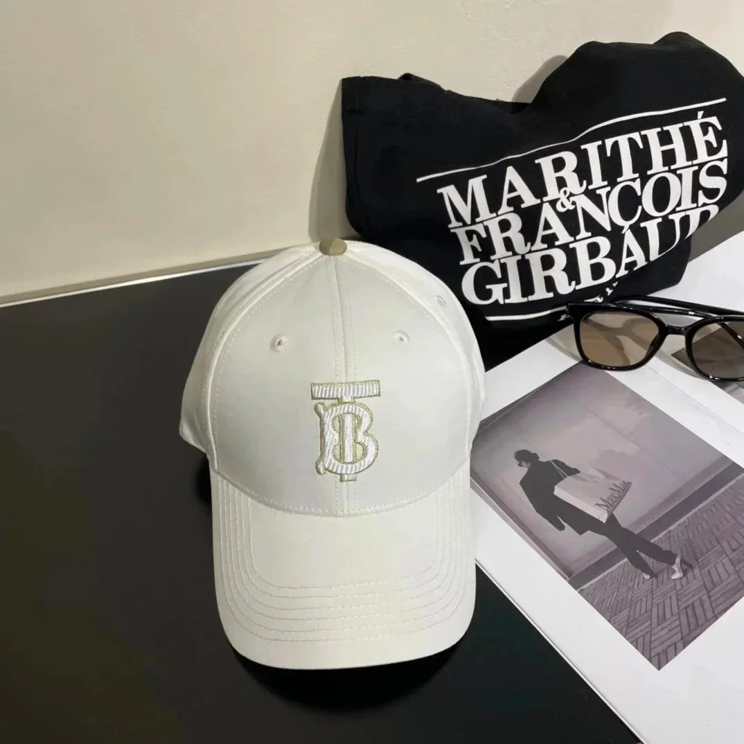 Burberry Burberry TB Monogram 37-02 White Baseball Cap White