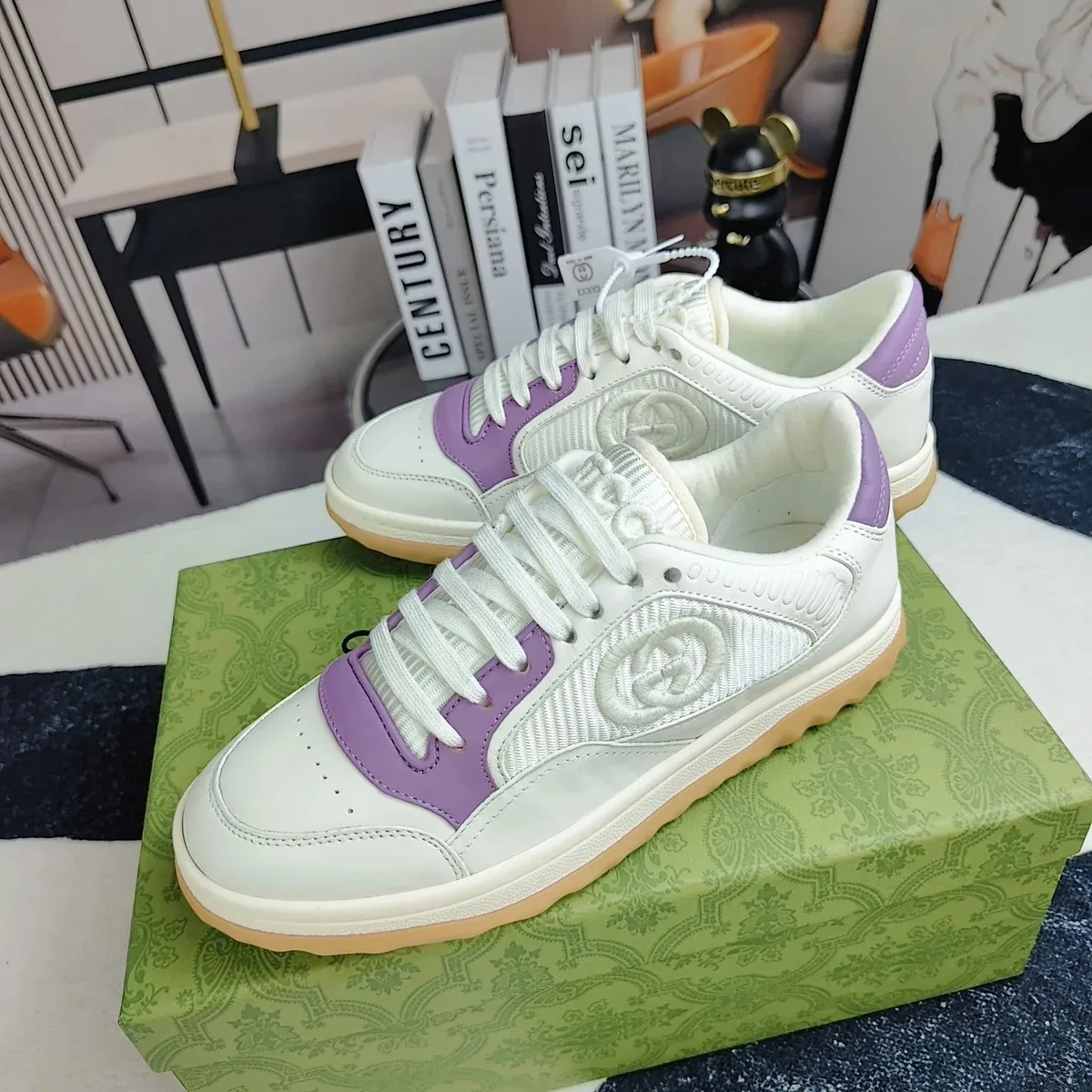 Gucci Gucci Runners White/Purple Sneakers White - 1