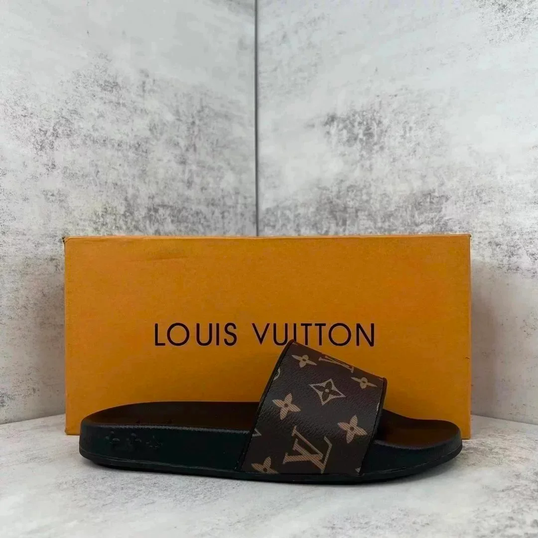 Louis Vuitton Louis Vuitton Monogram Brown/Black Slide Sandals Brown