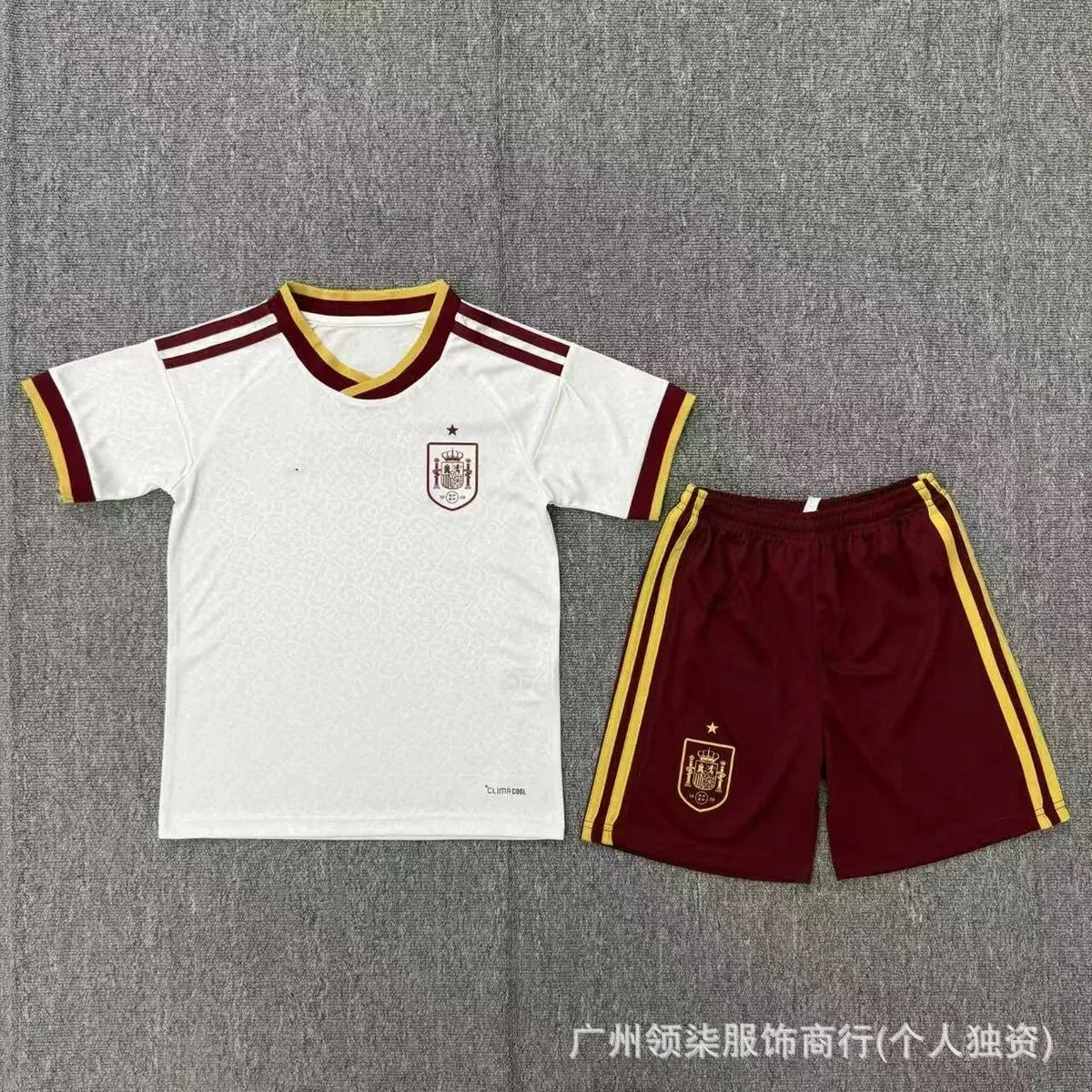 Adidas Adidas Spain Away Kids Soccer Jersey & Shorts Set White