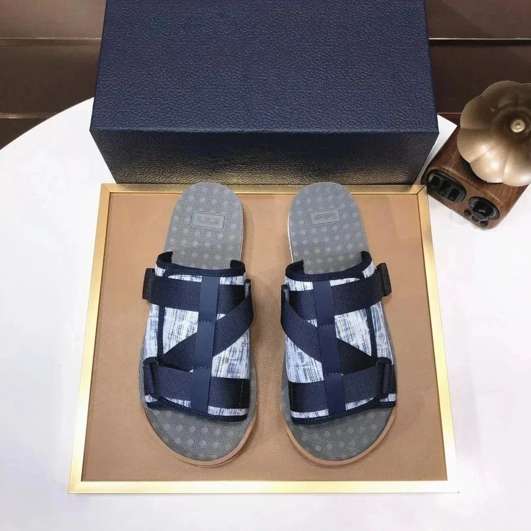 Fendi Fendi FF Logo Slides Navy/White Navy