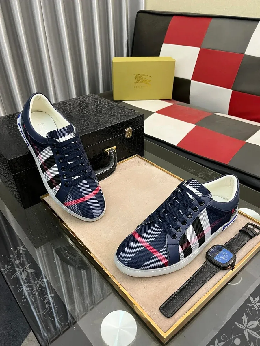 Burberry Burberry Classic Check Low Top Sneakers Navy/White Navy - 1
