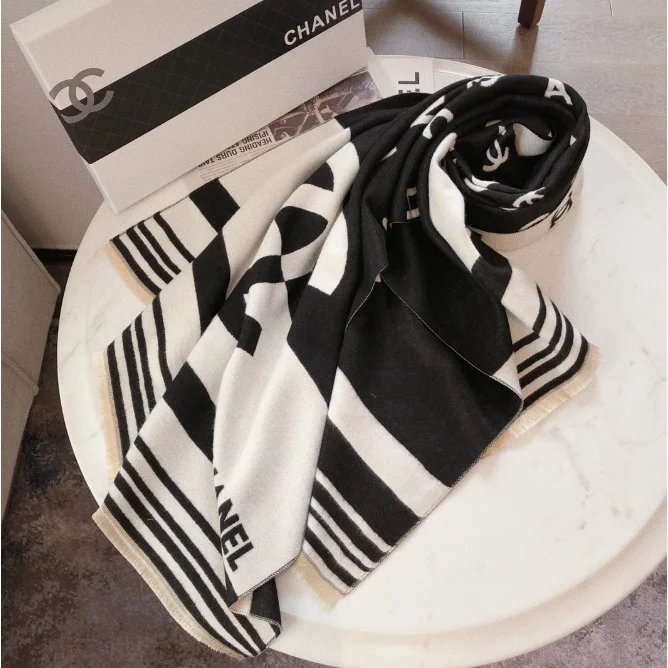 Chanel Chanel Black & White Logo Scarf Black