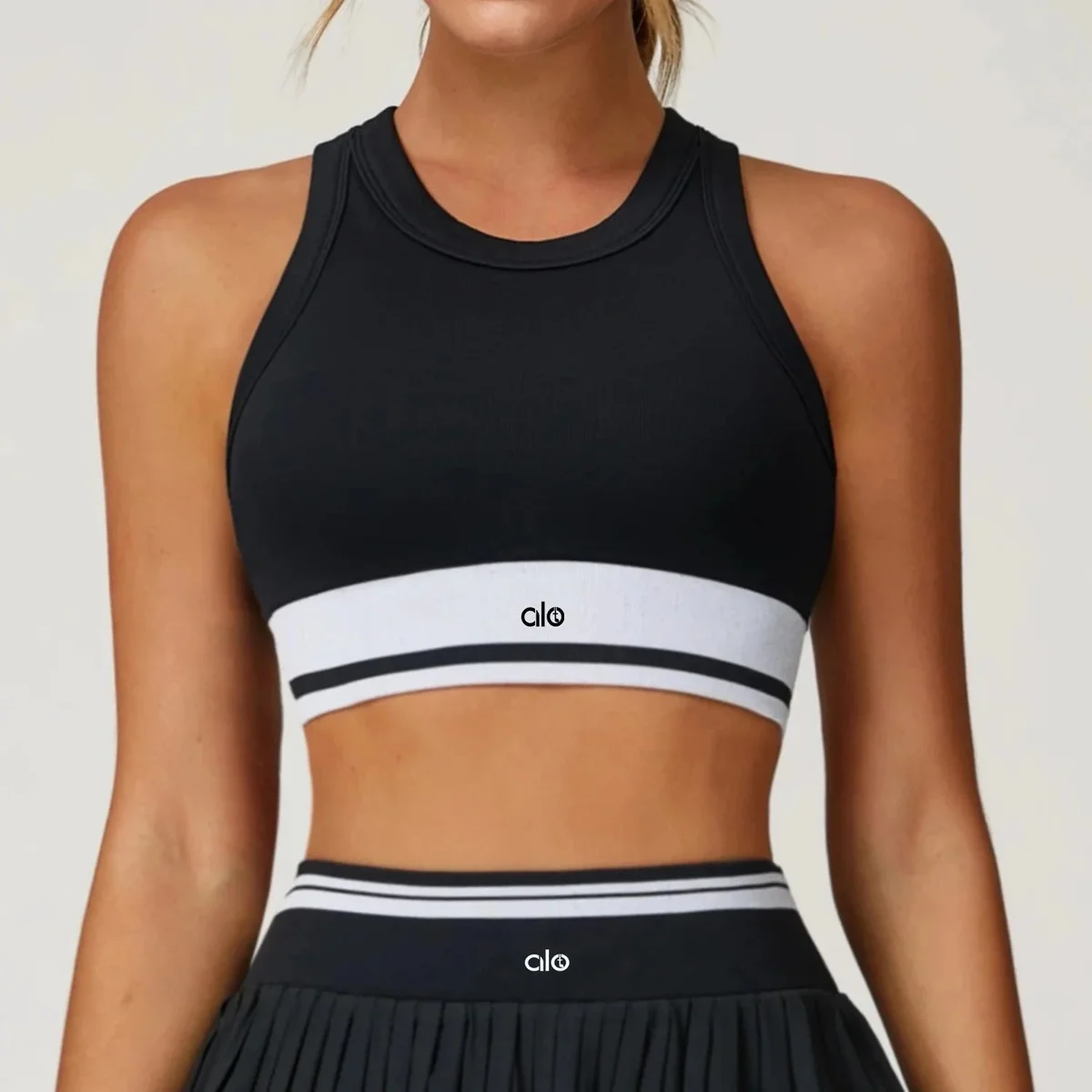 Alo Yoga Alo Advanced Crop Top Advanced Black Sports Bra Black - 1