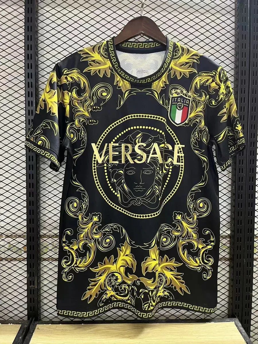 Versace Versace Rockstud Italia Gold Special Edition T-Shirt Black - 1