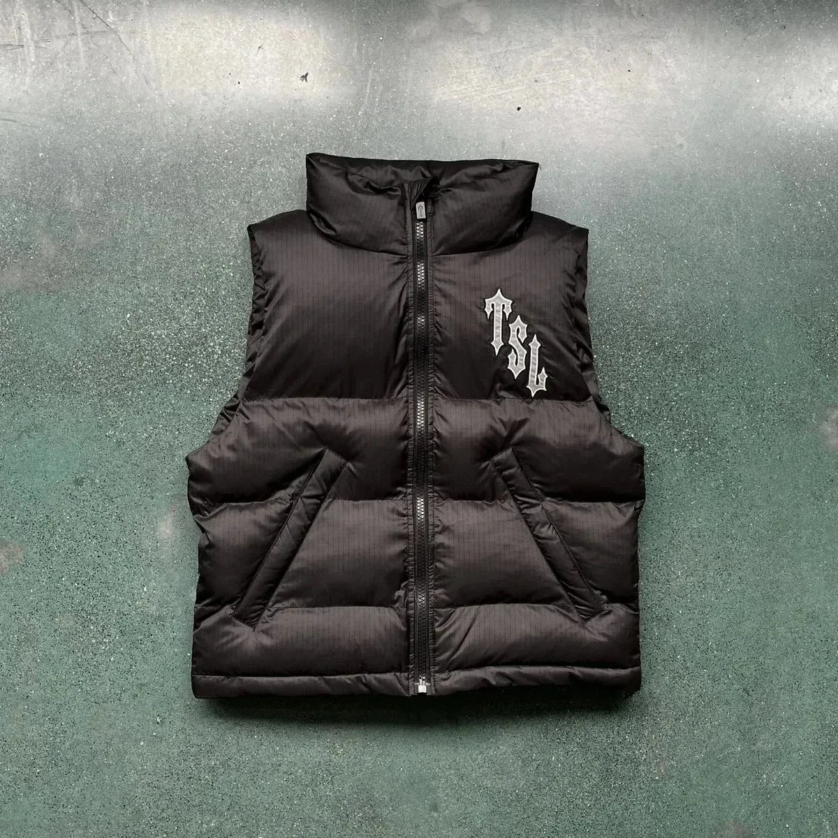 Saint Tears Saint Tears Black Puffer Vest Black - 1