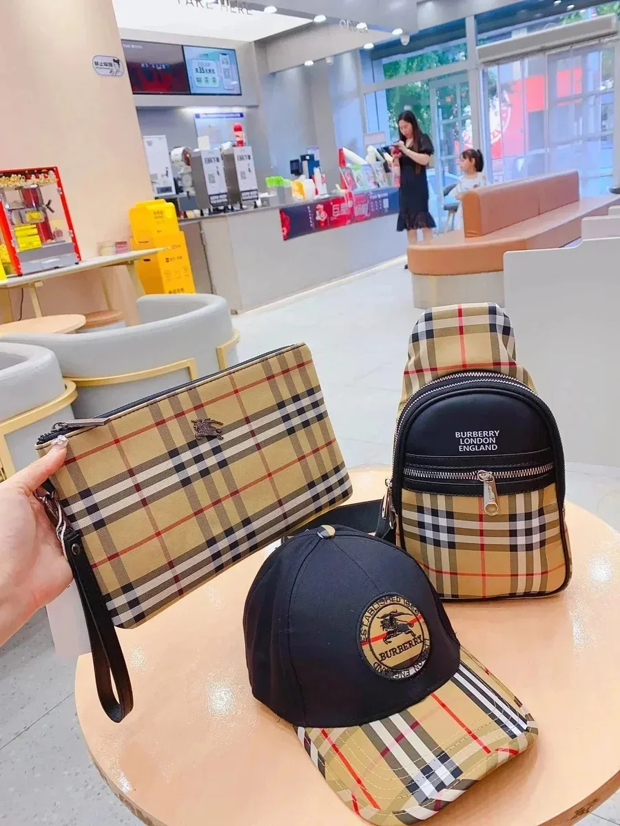 Burberry Burberry TB Monogram Vintage Check Cap & Bags Set Beige - 1