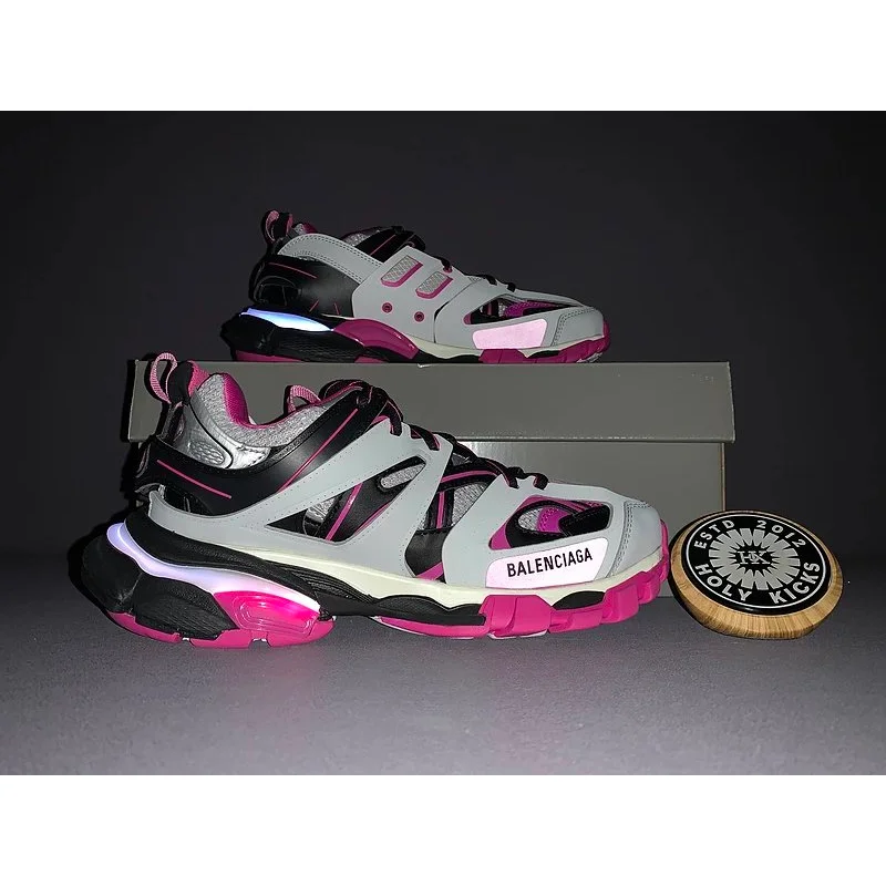 Balenciaga Balenciaga Track.3.0 Triple S Grey/Pink Sneakers Pink - 1