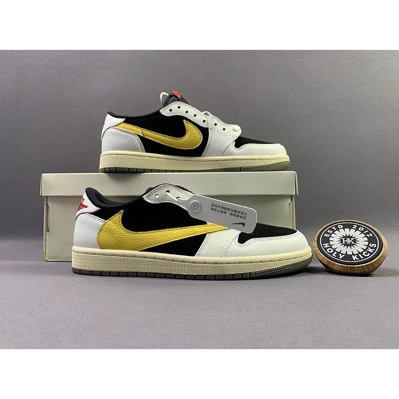 Jordan Jordan Air Jordan 1 Travis Scott Black/White/Yellow Sneakers Multicolor