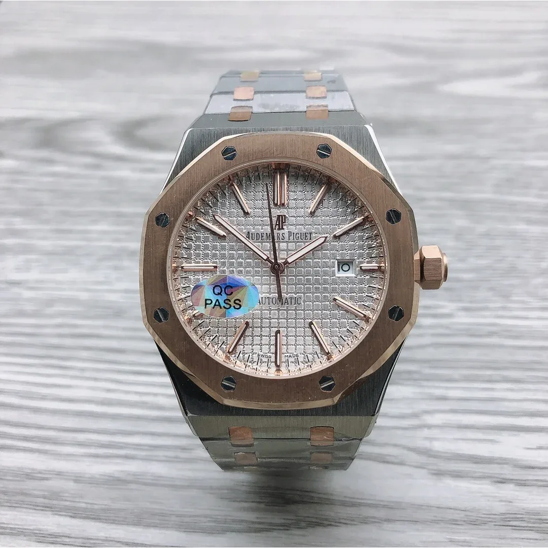 Audemars Piguet Audemars Piguet Royal Oak间玫壳·白盘钢带 Watch Silver - 1