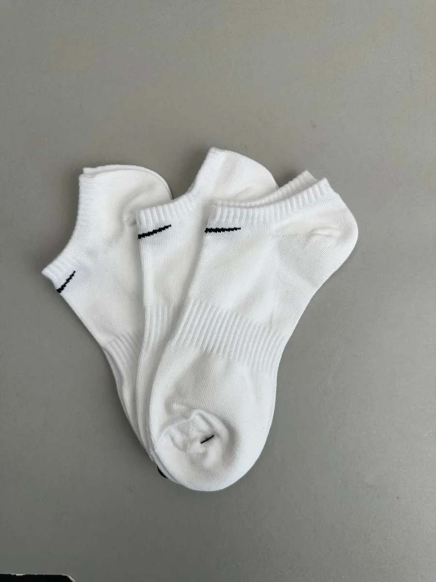 Nike Nike White Low-Cut Ankle Socks with Swoosh Logo White