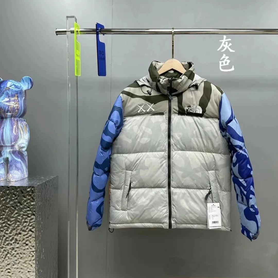 The North Face The North Face Expedition Swirl Camo Puffer Jacket Grey Grey - 1